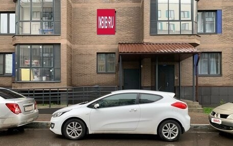 KIA cee'd III, 2014 год, 999 999 рублей, 12 фотография
