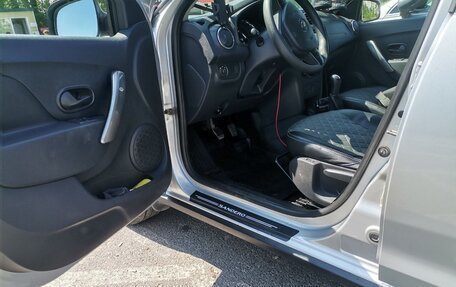 Renault Sandero II рестайлинг, 2017 год, 965 000 рублей, 10 фотография