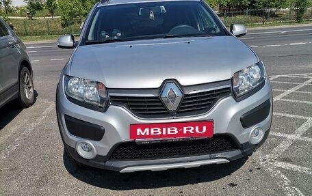 Renault Sandero II рестайлинг, 2017 год, 965 000 рублей, 2 фотография