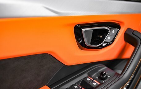 Lamborghini Urus I, 2021 год, 22 500 000 рублей, 28 фотография