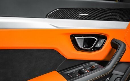 Lamborghini Urus I, 2021 год, 22 500 000 рублей, 21 фотография
