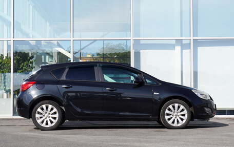 Opel Astra J, 2011 год, 720 000 рублей, 4 фотография