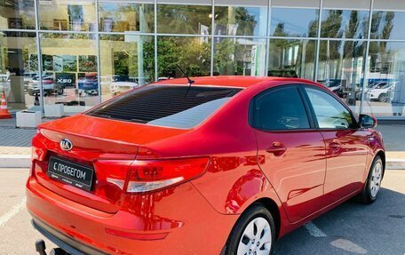 KIA Rio III рестайлинг, 2016 год, 1 006 000 рублей, 5 фотография