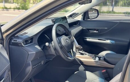 Toyota Harrier, 2022 год, 2 350 596 рублей, 12 фотография