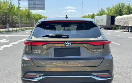 Toyota Harrier, 2022 год, 2 350 596 рублей, 4 фотография