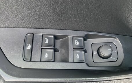Skoda Karoq I, 2021 год, 2 249 000 рублей, 34 фотография