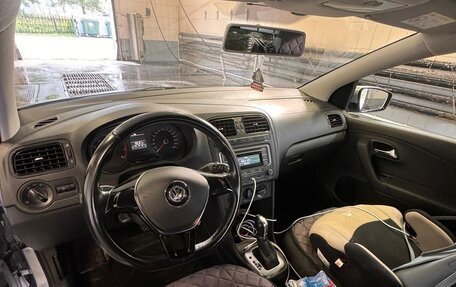 Volkswagen Polo VI (EU Market), 2015 год, 1 150 000 рублей, 4 фотография