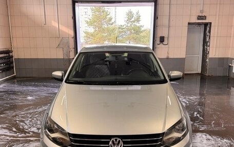 Volkswagen Polo VI (EU Market), 2015 год, 1 150 000 рублей, 2 фотография