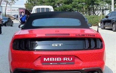 Ford Mustang VI рестайлинг, 2021 год, 2 600 000 рублей, 6 фотография
