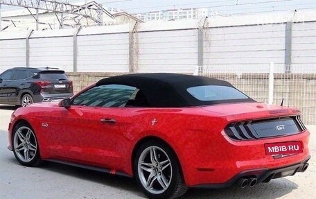 Ford Mustang VI рестайлинг, 2021 год, 2 600 000 рублей, 7 фотография