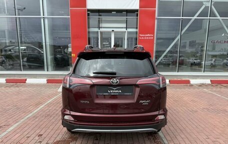 Toyota RAV4, 2017 год, 2 290 000 рублей, 7 фотография