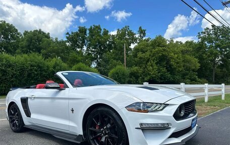 Ford Mustang VI рестайлинг, 2021 год, 2 750 000 рублей, 2 фотография