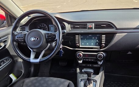 KIA Rio IV, 2018 год, 1 600 000 рублей, 11 фотография