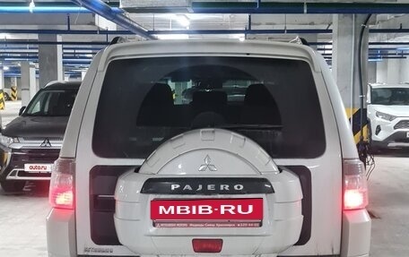 Mitsubishi Pajero IV, 2014 год, 2 800 000 рублей, 8 фотография
