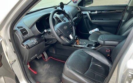 KIA Sorento II рестайлинг, 2013 год, 1 900 000 рублей, 13 фотография
