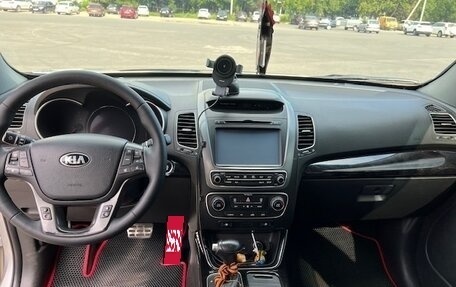 KIA Sorento II рестайлинг, 2013 год, 1 900 000 рублей, 9 фотография
