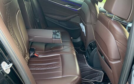 BMW 5 серия, 2020 год, 5 950 000 рублей, 12 фотография