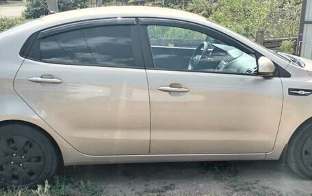 KIA Rio III рестайлинг, 2015 год, 1 240 000 рублей, 3 фотография