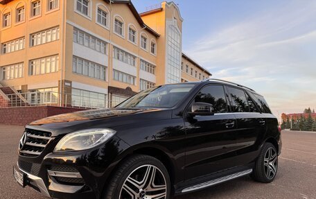 Mercedes-Benz M-Класс, 2012 год, 2 199 999 рублей, 2 фотография