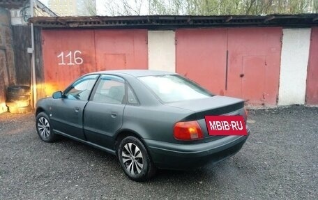 Audi A4, 1995 год, 260 000 рублей, 4 фотография
