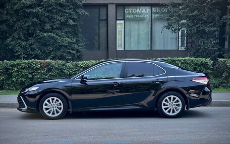 Toyota Camry, 2021 год, 2 650 000 рублей, 8 фотография