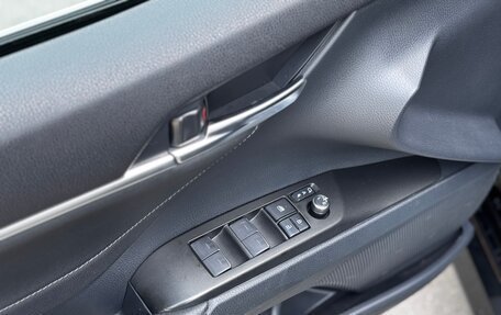 Toyota Camry, 2021 год, 2 650 000 рублей, 10 фотография