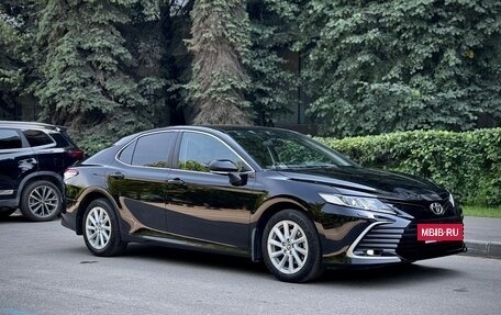 Toyota Camry, 2021 год, 2 650 000 рублей, 5 фотография