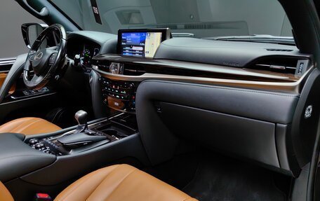 Lexus LX III, 2020 год, 10 400 000 рублей, 26 фотография