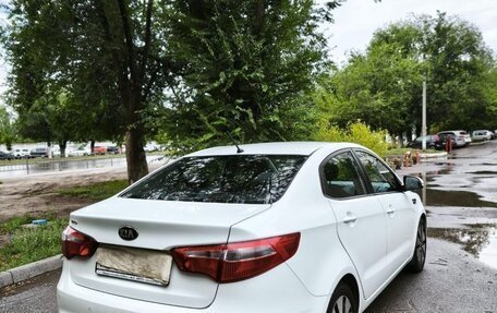 KIA Rio III рестайлинг, 2014 год, 1 000 000 рублей, 6 фотография