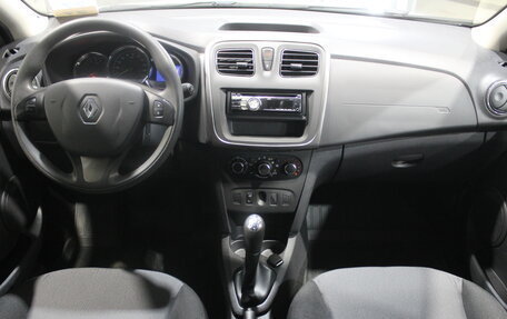 Renault Sandero II рестайлинг, 2016 год, 875 000 рублей, 9 фотография