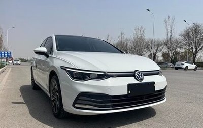 Volkswagen Golf VIII, 2021 год, 1 900 000 рублей, 1 фотография