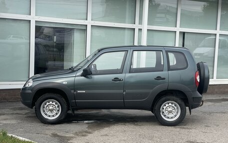Chevrolet Niva I рестайлинг, 2015 год, 645 000 рублей, 8 фотография