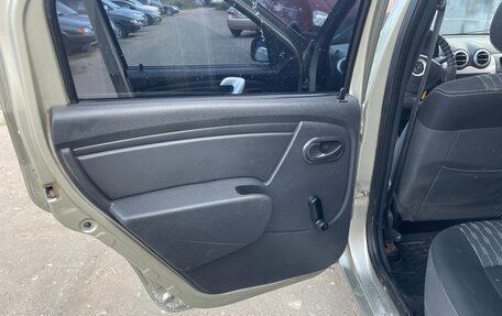 Renault Logan I, 2013 год, 375 000 рублей, 4 фотография