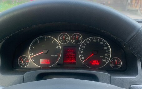 Audi A6, 2002 год, 560 000 рублей, 33 фотография