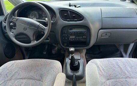 Volkswagen Sharan I рестайлинг, 1996 год, 495 000 рублей, 8 фотография