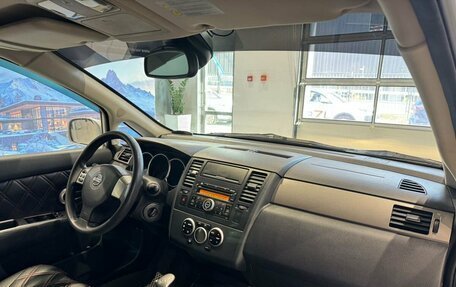 Nissan Tiida, 2010 год, 675 000 рублей, 9 фотография