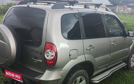 Chevrolet Niva I рестайлинг, 2018 год, 970 000 рублей, 5 фотография