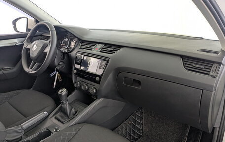 Skoda Octavia, 2020 год, 1 550 000 рублей, 19 фотография