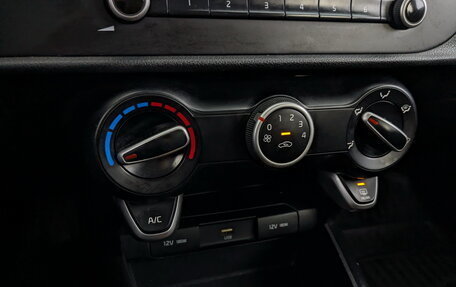 KIA Rio IV, 2021 год, 1 075 000 рублей, 26 фотография