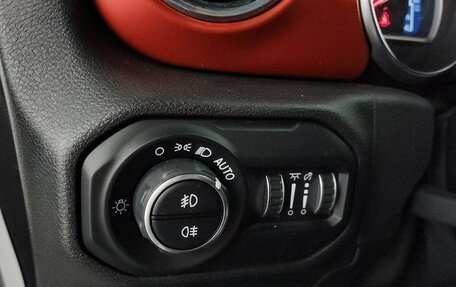 Jeep Wrangler, 2021 год, 4 074 006 рублей, 14 фотография