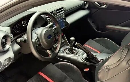 Subaru BRZ, 2022 год, 3 300 000 рублей, 6 фотография