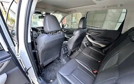 Subaru Forester, 2022 год, 2 700 000 рублей, 8 фотография