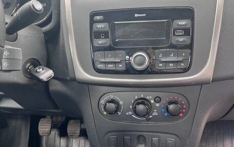 Renault Logan II, 2020 год, 1 150 000 рублей, 9 фотография