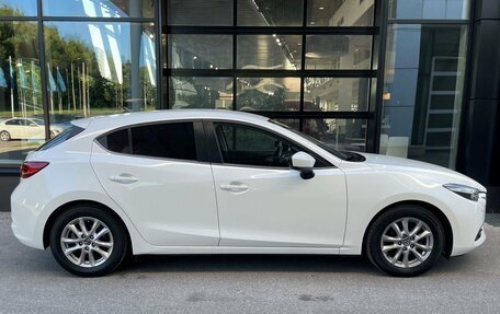 Mazda 3, 2016 год, 1 695 000 рублей, 2 фотография