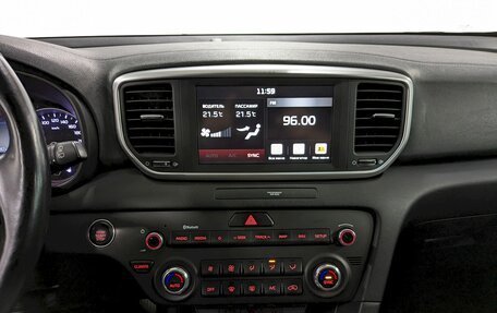 KIA Sportage IV рестайлинг, 2020 год, 1 750 000 рублей, 25 фотография