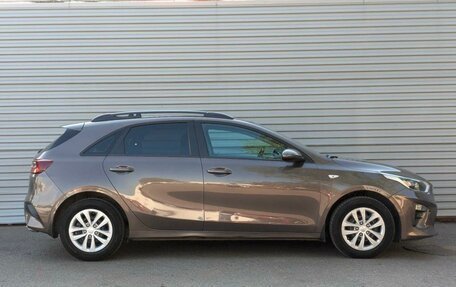 KIA cee'd III, 2019 год, 1 690 000 рублей, 4 фотография