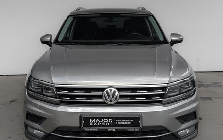 Volkswagen Tiguan II, 2017 год, 1 695 000 рублей, 2 фотография