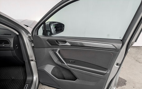 Volkswagen Tiguan II, 2017 год, 1 695 000 рублей, 21 фотография
