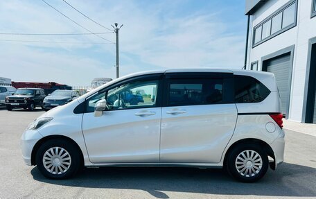 Honda Freed I, 2009 год, 899 999 рублей, 3 фотография