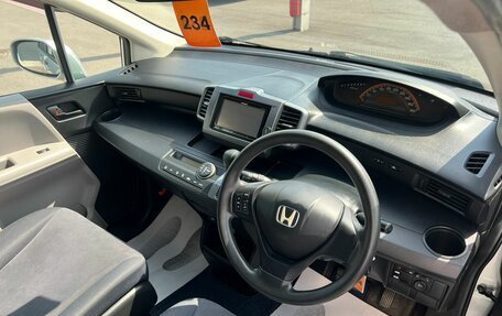 Honda Freed I, 2009 год, 899 999 рублей, 11 фотография